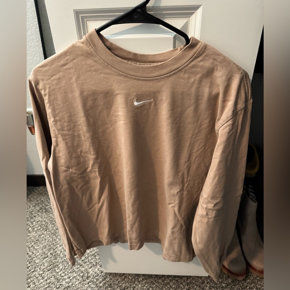 Tan/Cream Nike Long Sleeve